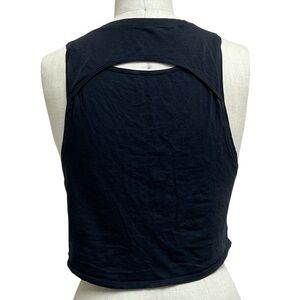 Lululemon Cut Back Crop Tank in Black